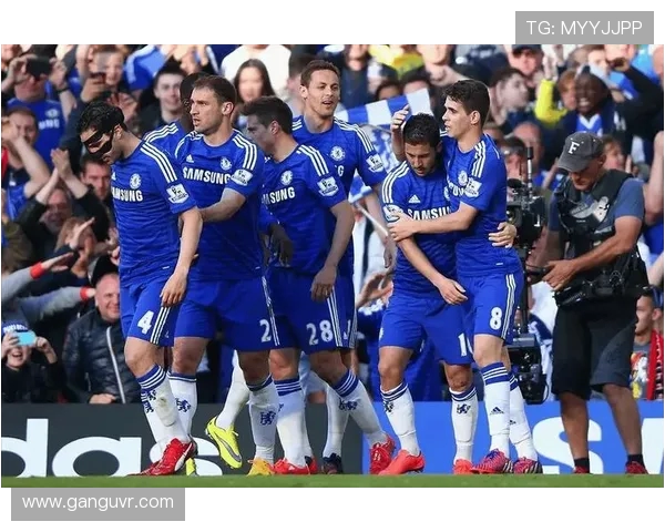 切尔西与顶级强队对决，精彩赛事一触即发，球迷热切期待胜负悬念