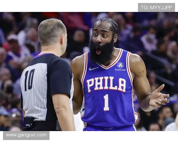 费城76人与布鲁克林篮网巅峰对决揭幕东部焦点之战激情再燃