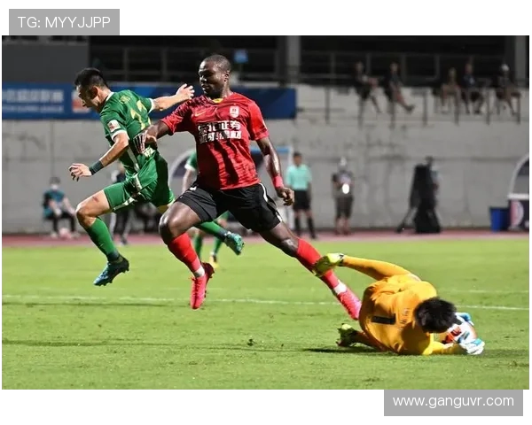 浙江队与长春亚泰激战正酣 双方争夺三分鏖战精彩纷呈