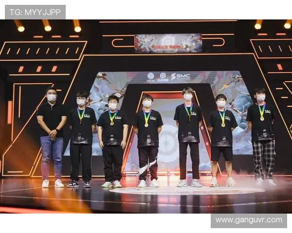 全新体育赛事盛典揭幕 精英对决激烈上演 梦想与荣耀的碰撞