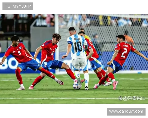 2017年阿根廷与秘鲁激战回顾：世界杯预选赛的关键之战